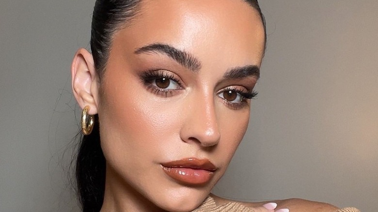 woman wearing brown eyeshadow