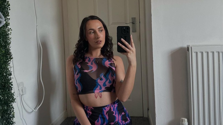 Colorful crop top and short shorts