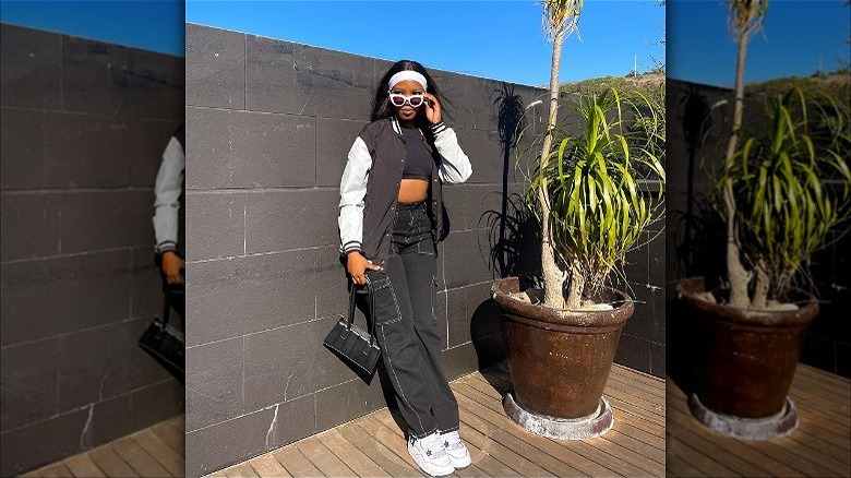 Street style outfit with cotton headband