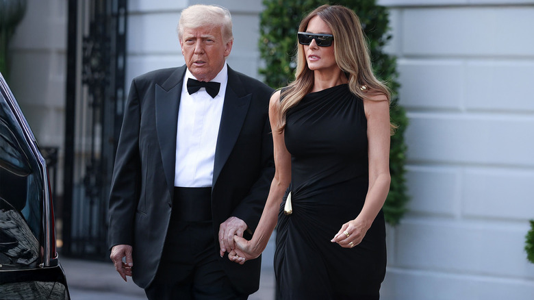 Melania Trump wearing sunglasses