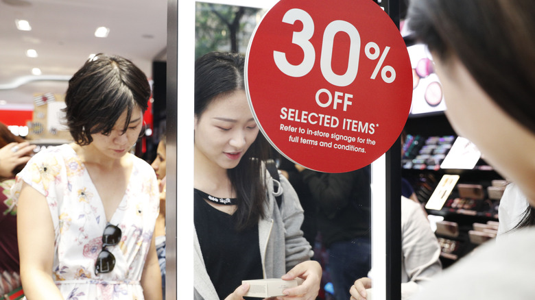 A sale sign in Sephora