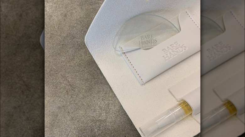 Components of a Bare Hands kit