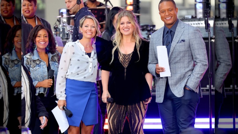 Sheinelle Jones, Dylan Dreyer, Kelly Clarkson, and Craig Melvin on stage at Today