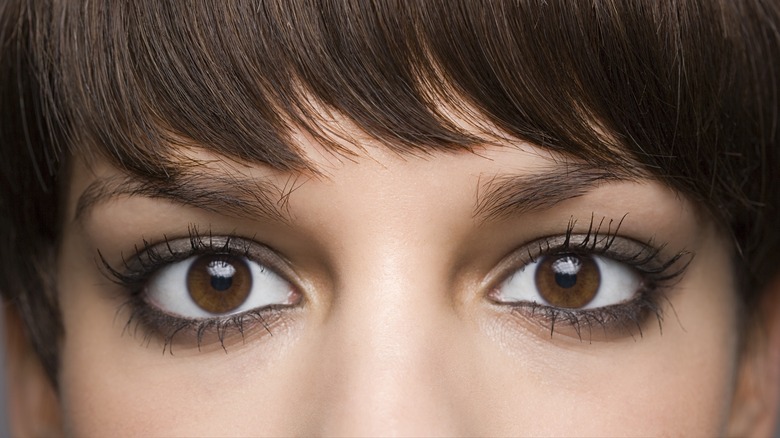 woman with brown doe eyes