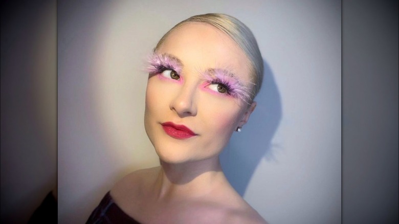 Light pink wispy lashes