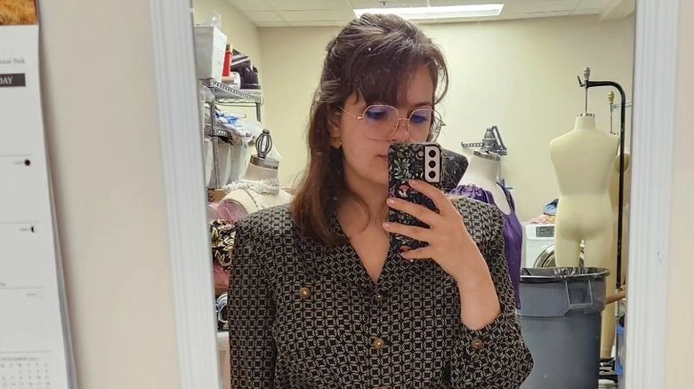 Dress with shoulder pads