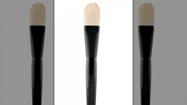 Westman Atelier flat foundation brush 