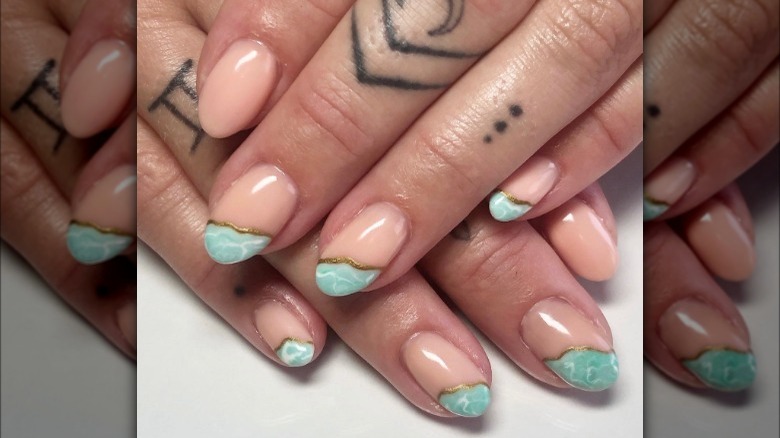 Aqua green marble glaze mani