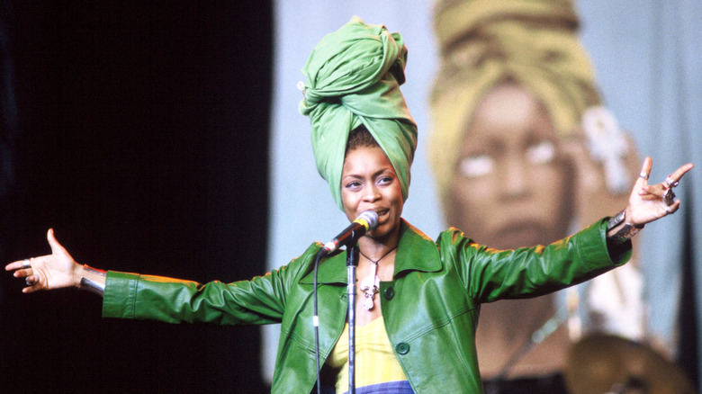 Erykah Badu speaking in 1997