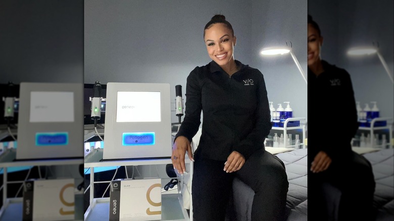 Glo2Facial practitioner