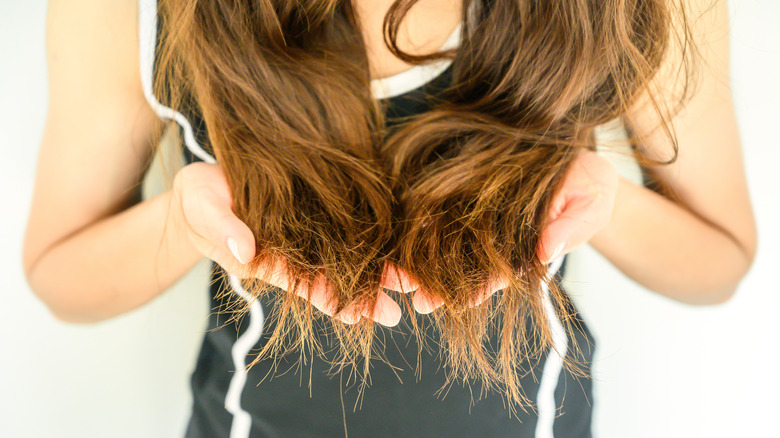 Redhead showing off frizzy ends