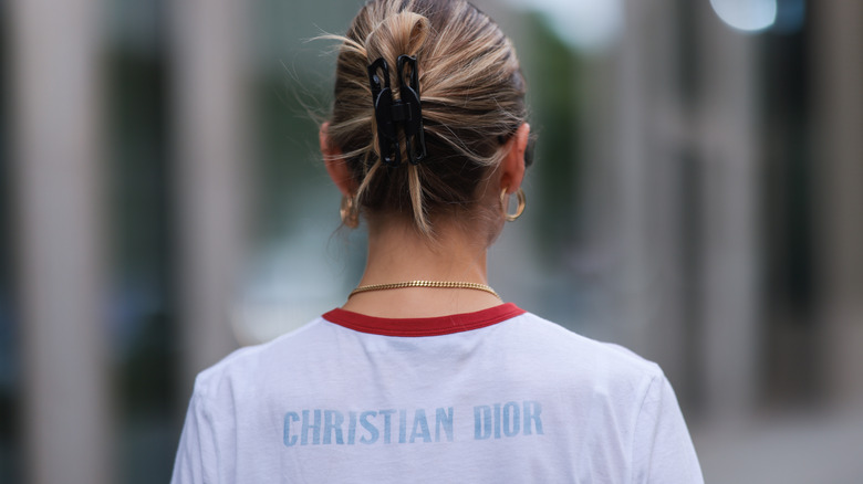 Woman with claw clip in hair 