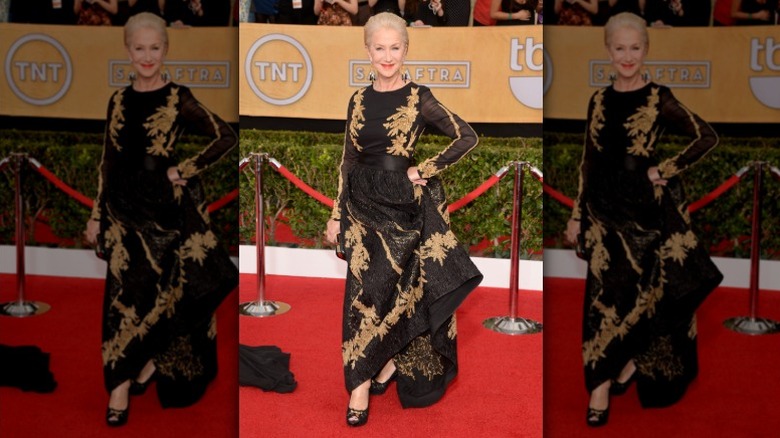 Helen Mirren poses at the 2014 SAG Awards