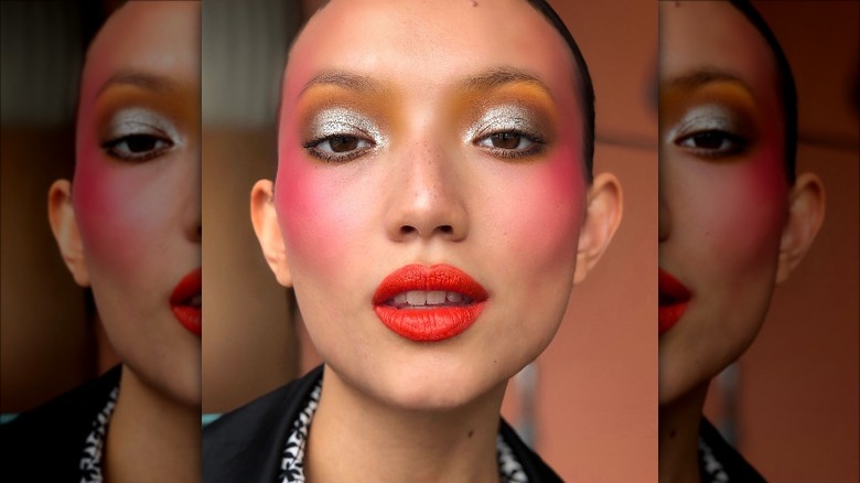 Woman models bright white t-shirt