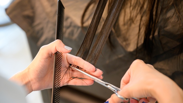 Hair cutting scissors