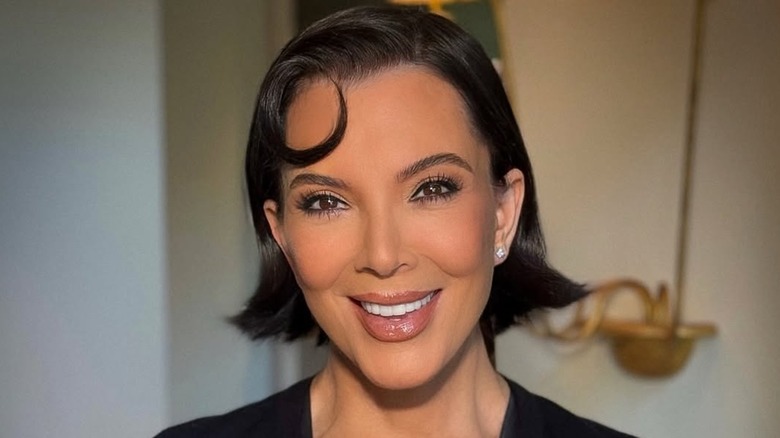 Kris Jenner showing off a new haircut after her facelift