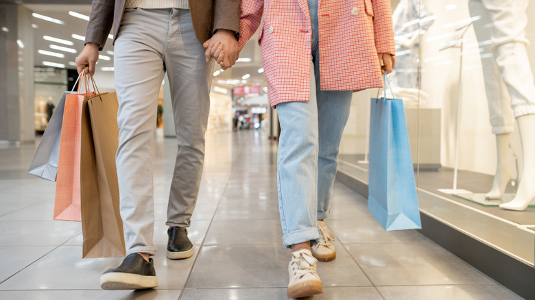 Couple with shopping bags