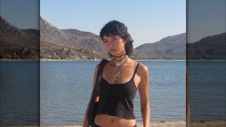 Layered bulky chokers