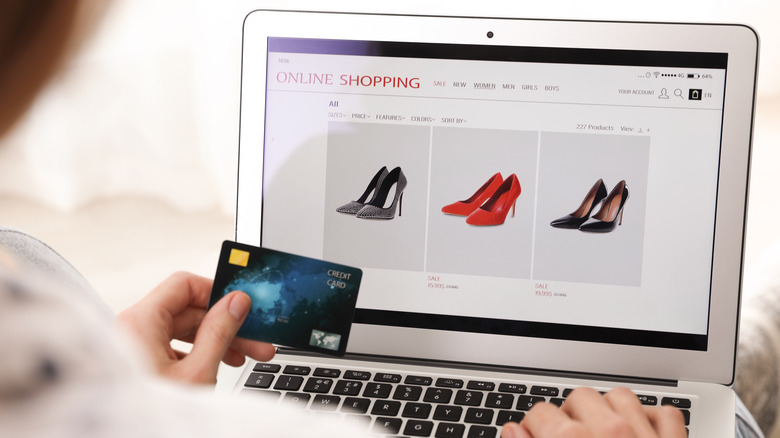 online shopping with credit card