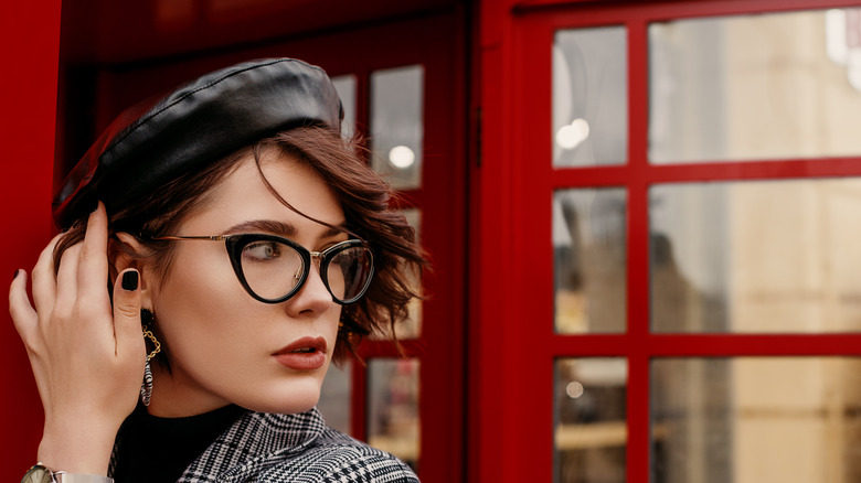 Cat-eye glasses on a heart-shaped face