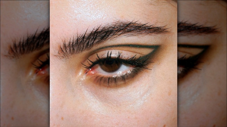 eye with negative space eyeliner