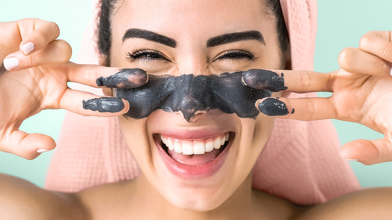 charcoal face scrub