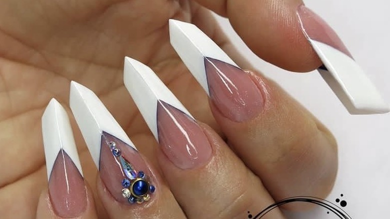 French tipped edge nails