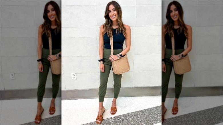 joggers with flat sandals