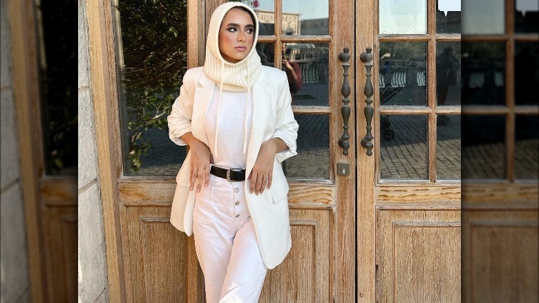 cream and white outfit