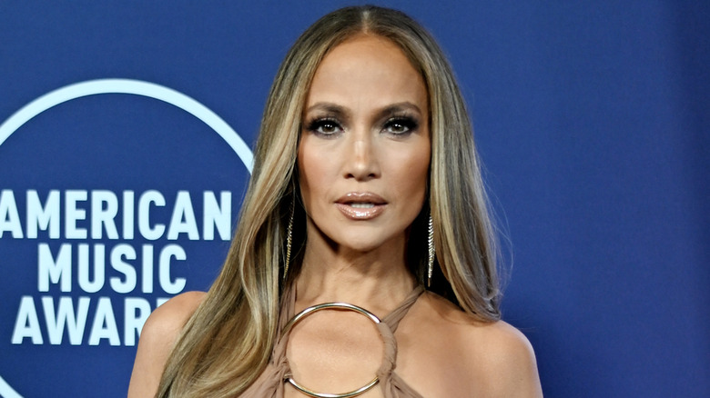 Jennifer Lopez with long, flowy hair