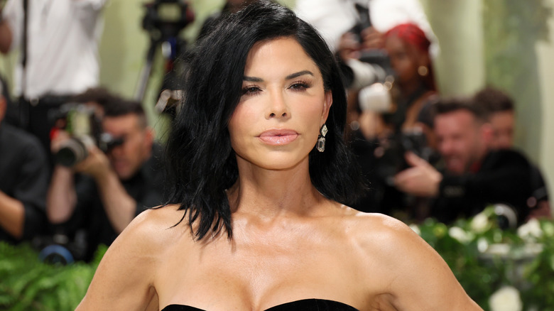 Lauren Sanchez poses for photos at the 2024 Met Gala
