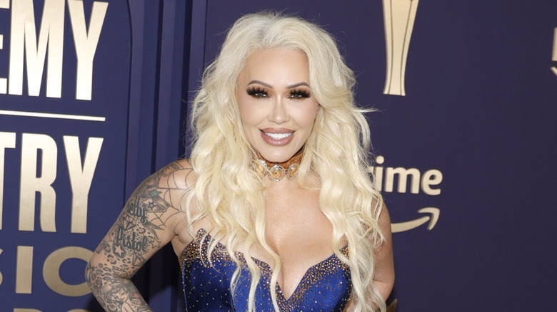 Bunnie Xo on the red carpet with a face full of Glam