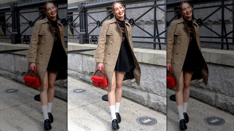 Lola Tung at New York Fashion Week in 2023.