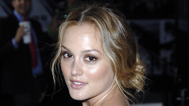 Leighton Meester low messy bun