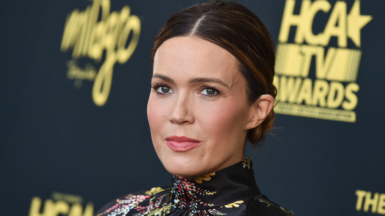 Mandy Moore posing at the HCA TV awards