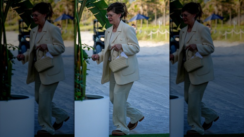 Maria Bartiromo in a cream suit