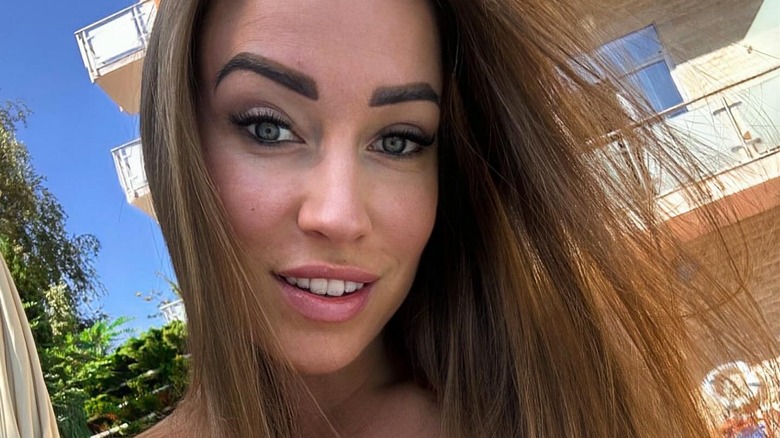 Selfie of woman with neutral lips