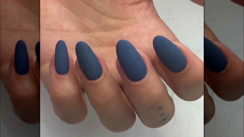 Matte denim nails