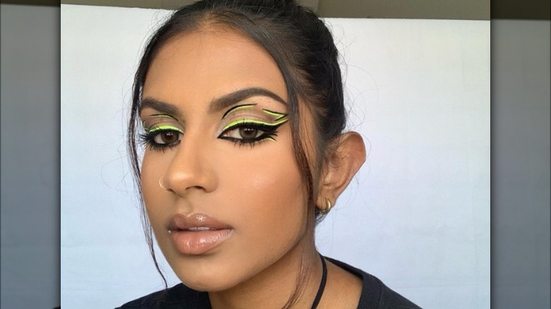 Neon graphic eyeliner design