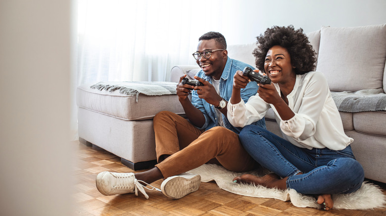 couple playing video games