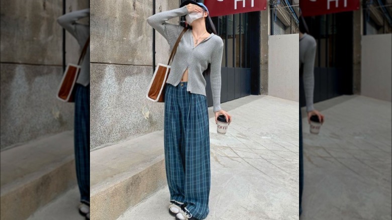 oversized plaid pants with cardigan