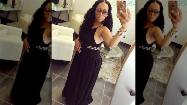 Sleeveless black maxi dress