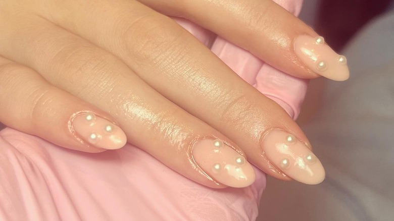 Polka dot pearl nail art