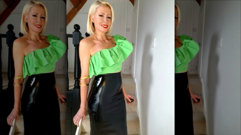 woman wearing black leather skirt