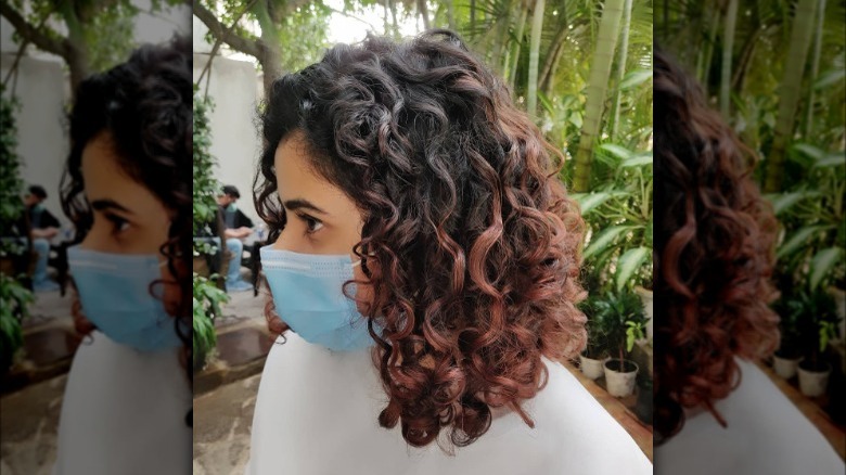 woman with pintura highlights