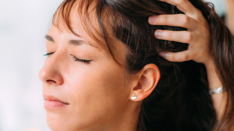 female hair shedding