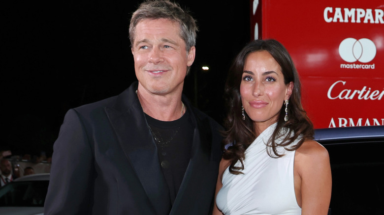 Brad Pitt and Ines de Ramon smiling