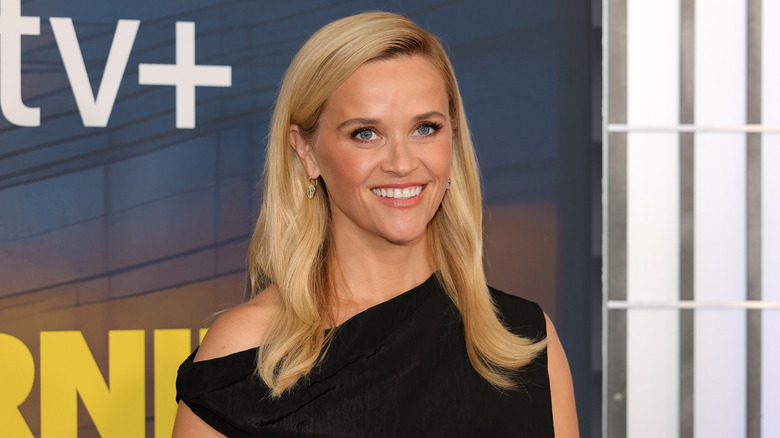 Reese Witherspoon posing at 