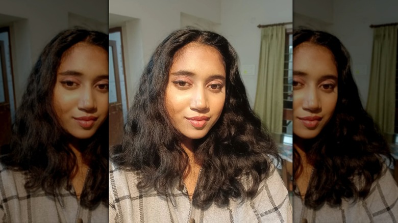 Messy S-cut hairstyle