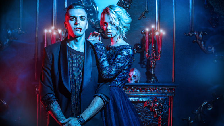 punk inspired vampire look